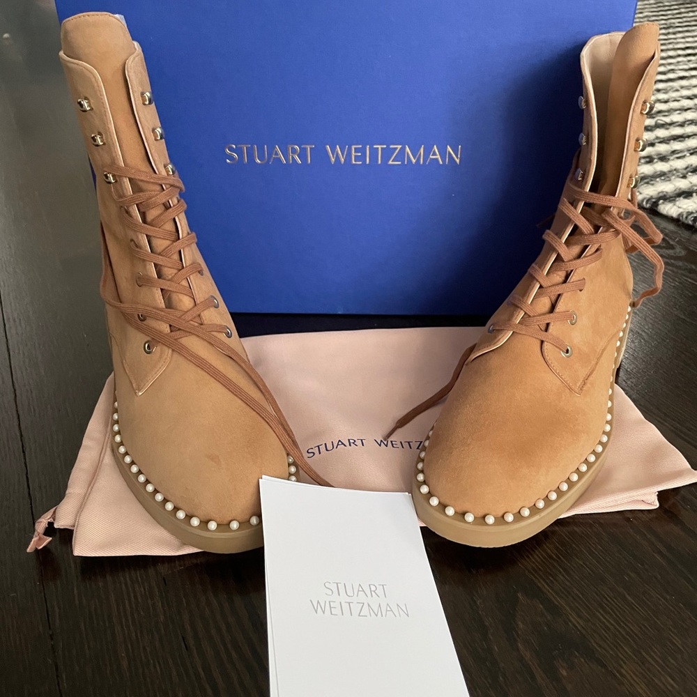 SOLD OUT Stuart Weitzman Boots, NWB